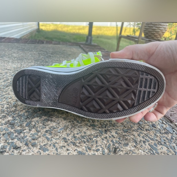 Women’s Neon Green Low Top Converse Lace Up Sneakers - Picture 8 of 9